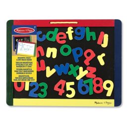   Melissa & Doug Fa készségfejlesztő játék- Mágneses író- és rajztábla