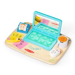 Melissa&Doug- bébijáték fa asztali laptop