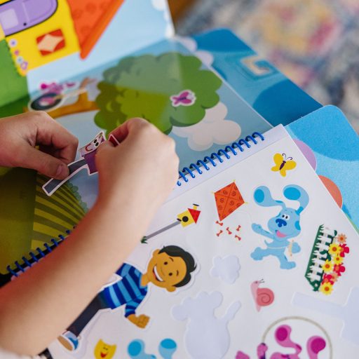 Melissa&Doug- kreatív játék újrahasználható matrica füzet azúrkék nyomok és te azúrkék kedvenc