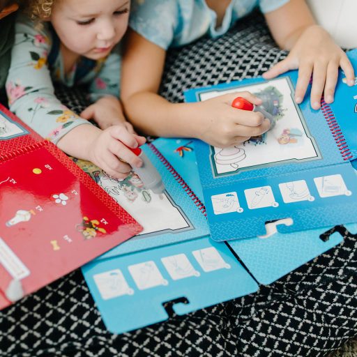 Melissa&Doug- kreatív játék rajzolás vízzel- Mancs őrjárat-Chase