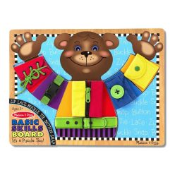   Melissa & Doug Készségfejlesztő játék, Tanuló maci, öltözködés