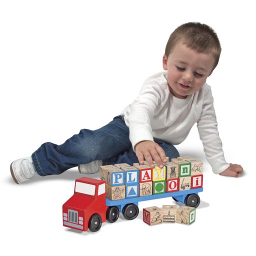 Melissa&Doug- fa készségfejlesztő játék betűszállító kamion