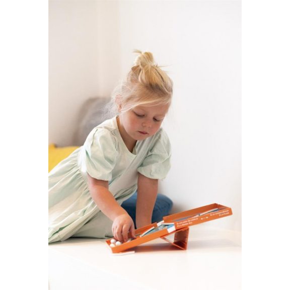 2 az 1-ben mágneses puzzle és golyófuttató játék, dinós Scratch Europe